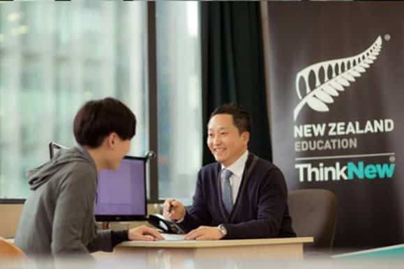 AGENT G9C7790 2 579x386 1