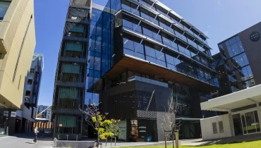 MDS 장학 혜택 및 학생 성공 스토리